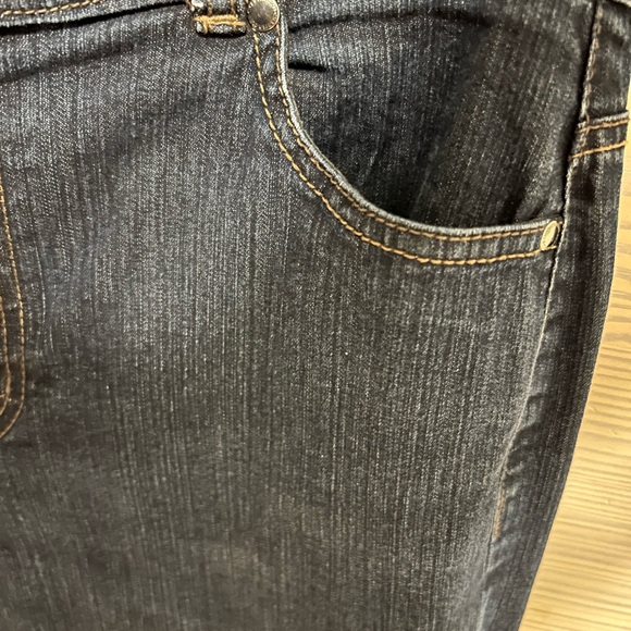 Charter Club Jeans - Picture 3 of 4